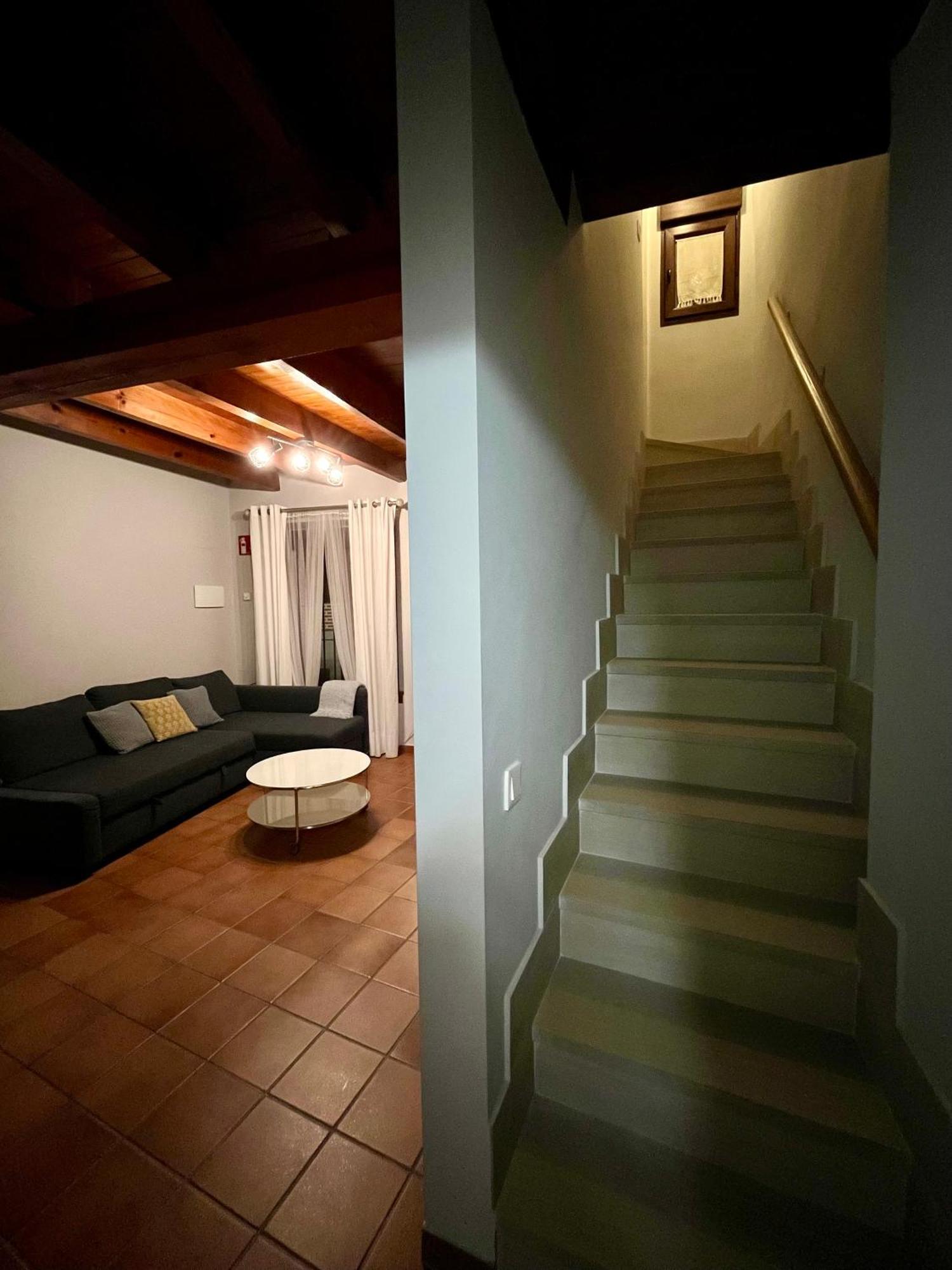Casa Rural La Chiquitita Alaejos ภายนอก รูปภาพ